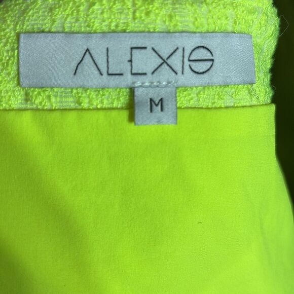 Alexis women’s medium neon yellow textured frayed crop top festival boho - Picture 5 of 6